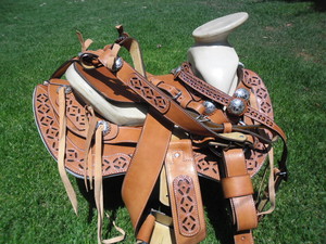 MONTURA CHARRA